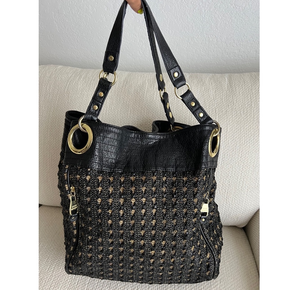 Steve Madden Mesh Tote ( Black And Gold ) - Gem